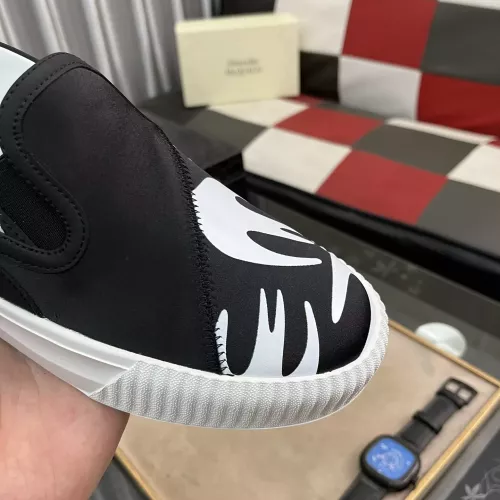 Cheap Alexander McQueen Casual Shoes For Men #1317307 Replica Wholesale [$80.00 USD] [ITEM#1317307] on Replica Alexander McQueen Casual Shoes
