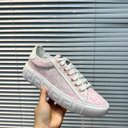 Cheap Versace Casual Shoes For Women #1319011 Replica Wholesale [$96.00 USD] [ITEM#1319011] on Replica Versace Casual Shoes