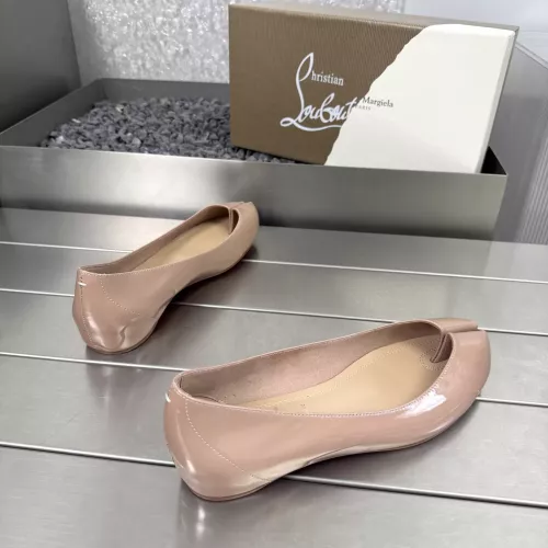 Cheap Christian Louboutin Flat Shoes For Women #1320239 Replica Wholesale [$102.00 USD] [ITEM#1320239] on Replica Christian Louboutin Flat Shoes