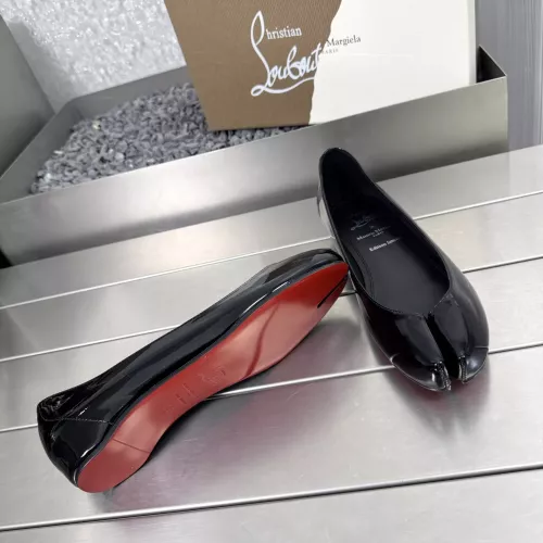 Cheap Christian Louboutin Flat Shoes For Women #1320241 Replica Wholesale [$102.00 USD] [ITEM#1320241] on Replica Christian Louboutin Flat Shoes