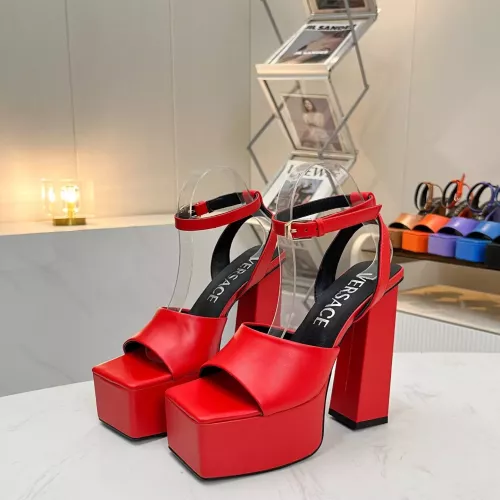 Versace Sandal For Women #1320590