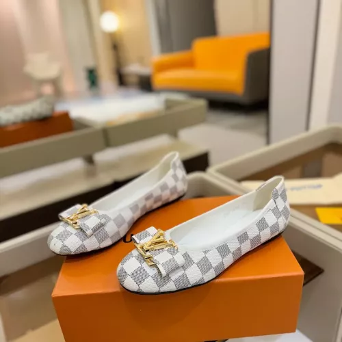 Louis Vuitton Flat Shoes For Women #1320720
