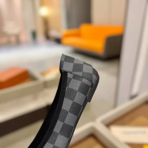 Cheap Louis Vuitton Flat Shoes For Women #1320722 Replica Wholesale [$92.00 USD] [ITEM#1320722] on Replica Louis Vuitton Flat Shoes