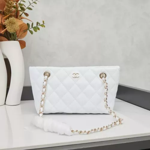 Chanel AAA Quality Shoulder Bags For Women #1320764