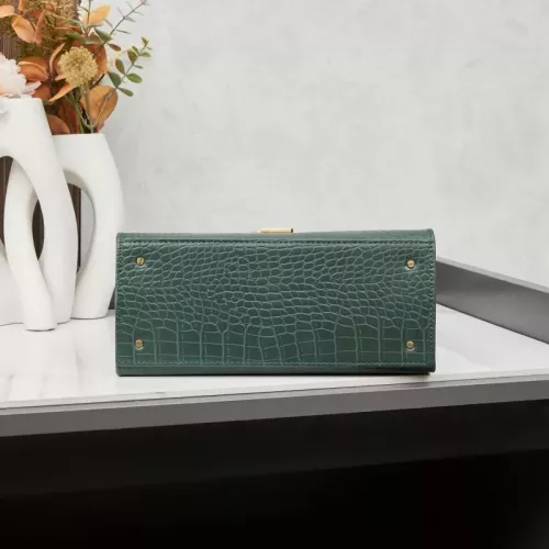 Cheap Yves Saint Laurent YSL AAA Quality Messenger Bags For Women #1320818 Replica Wholesale [$92.00 USD] [ITEM#1320818] on Replica Yves Saint Laurent YSL AAA Quality Messenger Bags