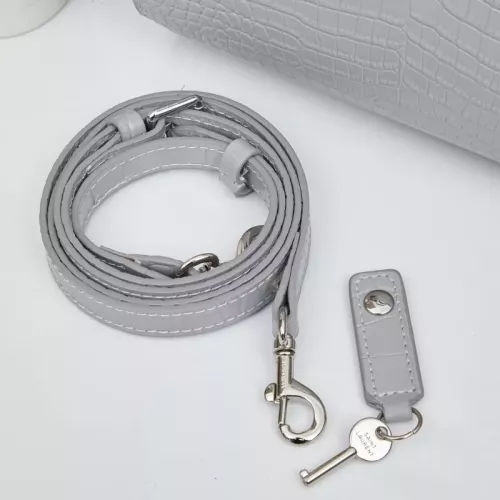 Cheap Yves Saint Laurent AAA Quality Handbags For Women #1320856 Replica Wholesale [$115.00 USD] [ITEM#1320856] on Replica Yves Saint Laurent AAA Quality Handbags