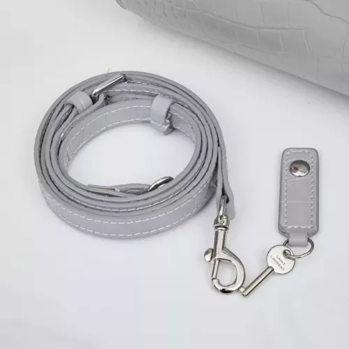 Cheap Yves Saint Laurent AAA Quality Handbags For Women #1320858 Replica Wholesale [$118.00 USD] [ITEM#1320858] on Replica Yves Saint Laurent AAA Quality Handbags