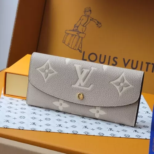 Louis Vuitton AAA Quality Card Case #1321374