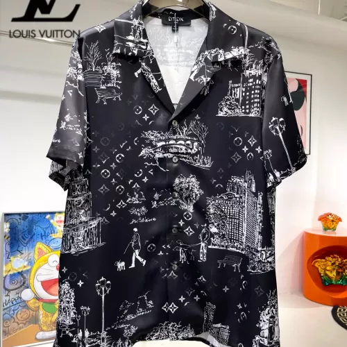 Cheap Louis Vuitton LV Tracksuits Short Sleeved For Men #1321430 Replica Wholesale [$76.00 USD] [ITEM#1321430] on Replica Louis Vuitton LV Tracksuits