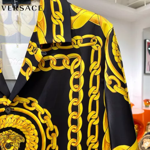 Cheap Versace Tracksuits Short Sleeved For Men #1321445 Replica Wholesale [$76.00 USD] [ITEM#1321445] on Replica Versace Tracksuits