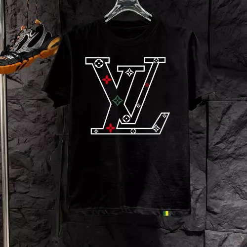 Louis Vuitton LV T-Shirts Short Sleeved For Men #1321577