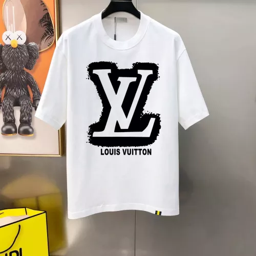 Louis Vuitton LV T-Shirts Short Sleeved For Men #1321820