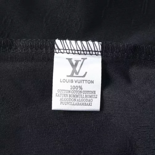 Cheap Louis Vuitton LV T-Shirts Short Sleeved For Men #1321877 Replica Wholesale [$29.00 USD] [ITEM#1321877] on Replica Louis Vuitton LV T-Shirts