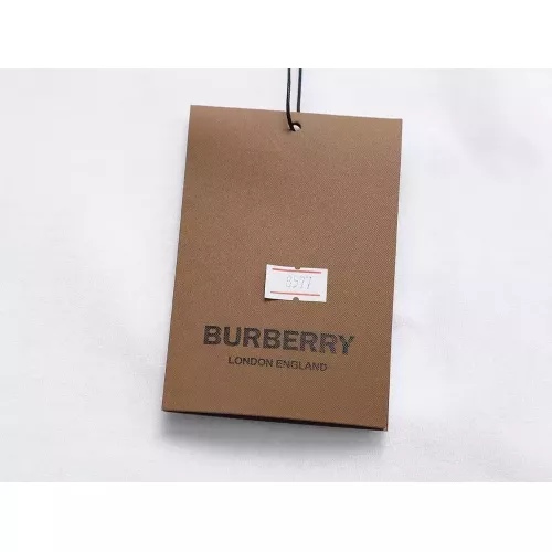 Cheap Burberry T-Shirts Short Sleeved For Men #1321909 Replica Wholesale [$32.00 USD] [ITEM#1321909] on Replica Burberry T-Shirts