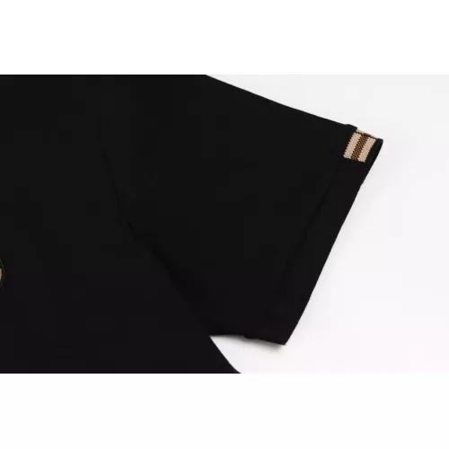 Cheap Burberry T-Shirts Short Sleeved For Men #1321952 Replica Wholesale [$39.00 USD] [ITEM#1321952] on Replica Burberry T-Shirts