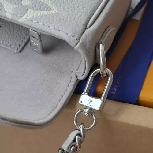 Cheap Louis Vuitton AAA Quality Messenger Bags For Women #1321976 Replica Wholesale [$122.00 USD] [ITEM#1321976] on Replica Louis Vuitton AAA Quality Messenger Bags