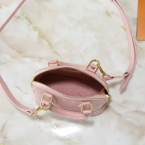 Cheap Louis Vuitton Messenger Bags For Women #1321996 Replica Wholesale [$56.00 USD] [ITEM#1321996] on Replica Louis Vuitton Messenger Bags