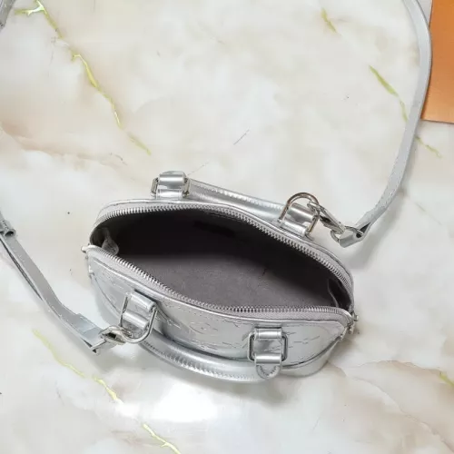 Cheap Louis Vuitton Messenger Bags For Women #1321999 Replica Wholesale [$56.00 USD] [ITEM#1321999] on Replica Louis Vuitton Messenger Bags