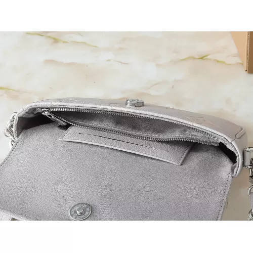 Cheap Louis Vuitton Messenger Bags For Women #1322005 Replica Wholesale [$48.00 USD] [ITEM#1322005] on Replica Louis Vuitton Messenger Bags