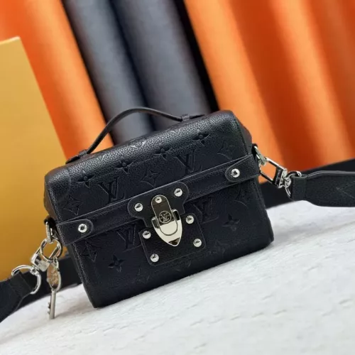 Louis Vuitton AAA Quality Messenger Bags For Women #1322085