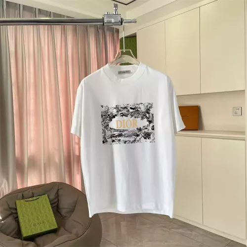 Christian Dior T-Shirts Short Sleeved For Unisex #1322130