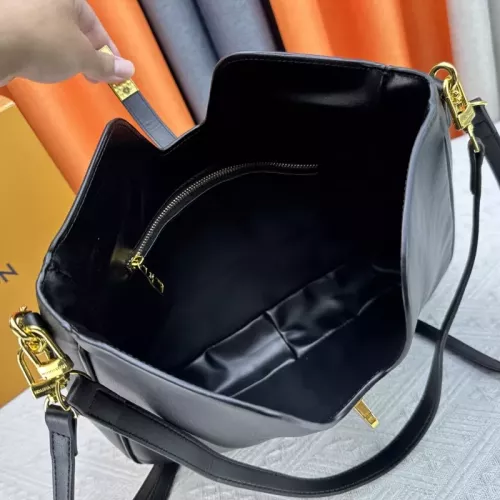 Cheap Louis Vuitton AAA Quality Messenger Bags For Women #1322186 Replica Wholesale [$80.00 USD] [ITEM#1322186] on Replica Louis Vuitton AAA Quality Messenger Bags