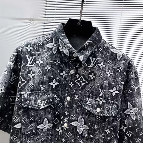 Cheap Louis Vuitton LV Tracksuits Short Sleeved For Men #1322995 Replica Wholesale [$82.00 USD] [ITEM#1322995] on Replica Louis Vuitton LV Tracksuits