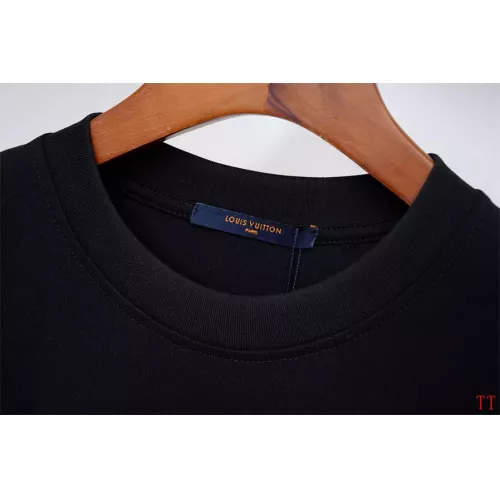 Cheap Louis Vuitton LV T-Shirts Short Sleeved For Unisex #1323138 Replica Wholesale [$32.00 USD] [ITEM#1323138] on Replica Louis Vuitton LV T-Shirts