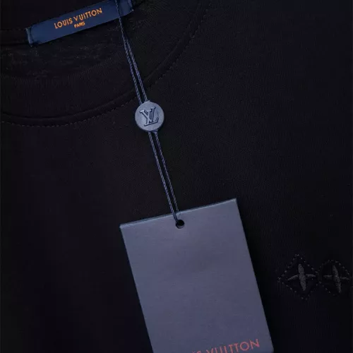 Cheap Louis Vuitton LV T-Shirts Short Sleeved For Unisex #1323144 Replica Wholesale [$32.00 USD] [ITEM#1323144] on Replica Louis Vuitton LV T-Shirts