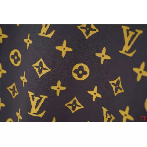 Cheap Louis Vuitton LV T-Shirts Short Sleeved For Unisex #1323148 Replica Wholesale [$32.00 USD] [ITEM#1323148] on Replica Louis Vuitton LV T-Shirts