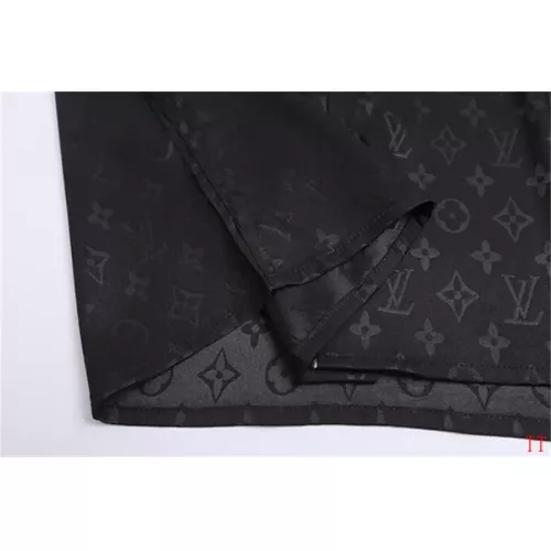 Cheap Louis Vuitton LV Shirts Short Sleeved For Men #1323159 Replica Wholesale [$39.00 USD] [ITEM#1323159] on Replica Louis Vuitton LV Shirts