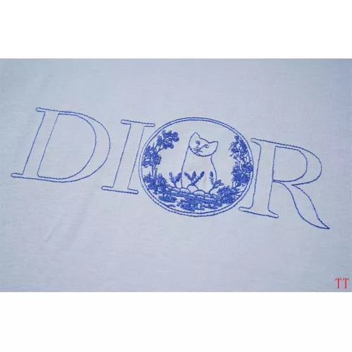 Cheap Christian Dior T-Shirts Short Sleeved For Unisex #1323168 Replica Wholesale [$32.00 USD] [ITEM#1323168] on Replica Christian Dior T-Shirts