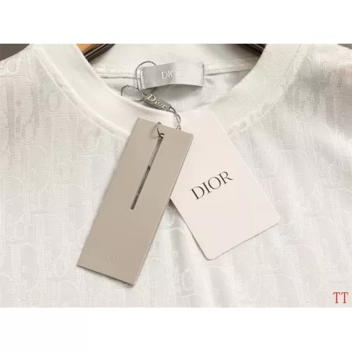 Cheap Christian Dior T-Shirts Short Sleeved For Unisex #1323242 Replica Wholesale [$39.00 USD] [ITEM#1323242] on Replica Christian Dior T-Shirts