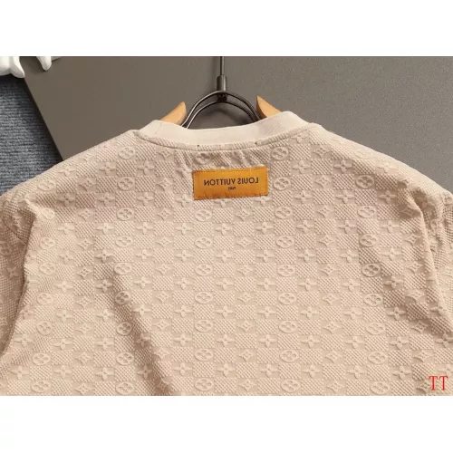 Cheap Louis Vuitton LV T-Shirts Short Sleeved For Unisex #1323298 Replica Wholesale [$39.00 USD] [ITEM#1323298] on Replica Louis Vuitton LV T-Shirts