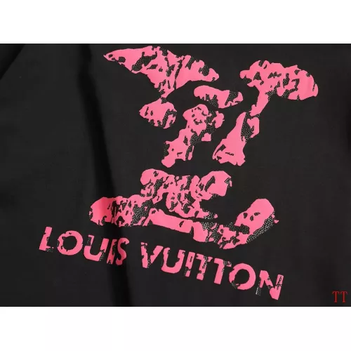 Cheap Louis Vuitton LV T-Shirts Short Sleeved For Unisex #1323311 Replica Wholesale [$39.00 USD] [ITEM#1323311] on Replica Louis Vuitton LV T-Shirts