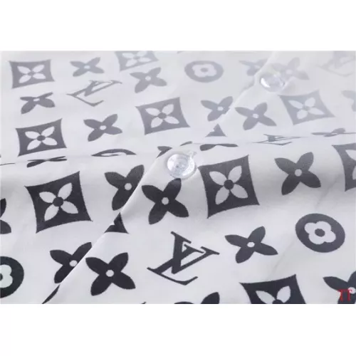 Cheap Louis Vuitton LV Tracksuits Short Sleeved For Men #1323351 Replica Wholesale [$60.00 USD] [ITEM#1323351] on Replica Louis Vuitton LV Tracksuits