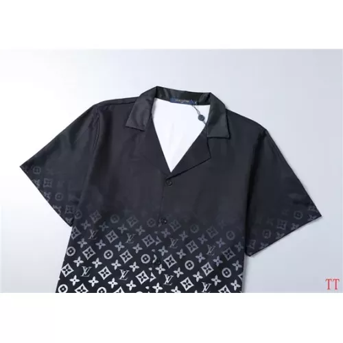 Cheap Louis Vuitton LV Tracksuits Short Sleeved For Men #1323352 Replica Wholesale [$60.00 USD] [ITEM#1323352] on Replica Louis Vuitton LV Tracksuits