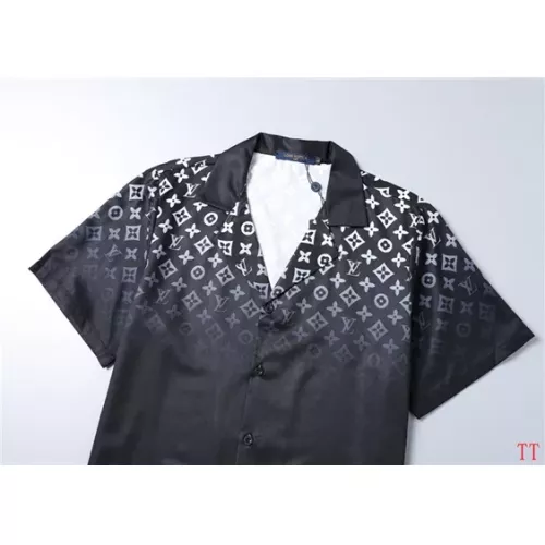 Cheap Louis Vuitton LV Tracksuits Short Sleeved For Men #1323354 Replica Wholesale [$60.00 USD] [ITEM#1323354] on Replica Louis Vuitton LV Tracksuits