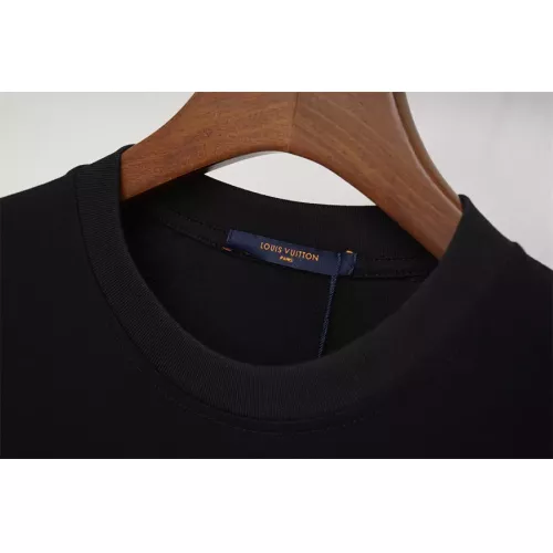 Cheap Louis Vuitton LV T-Shirts Short Sleeved For Unisex #1323377 Replica Wholesale [$34.00 USD] [ITEM#1323377] on Replica Louis Vuitton LV T-Shirts
