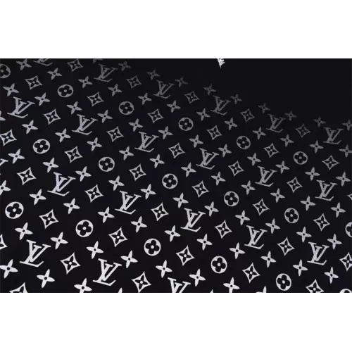 Cheap Louis Vuitton LV T-Shirts Short Sleeved For Unisex #1323381 Replica Wholesale [$32.00 USD] [ITEM#1323381] on Replica Louis Vuitton LV T-Shirts