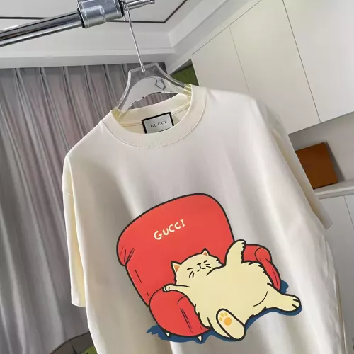 Cheap Gucci T-Shirts Short Sleeved For Unisex #1323415 Replica Wholesale [$42.00 USD] [ITEM#1323415] on Replica Gucci T-Shirts
