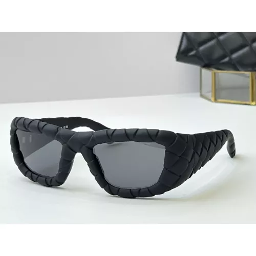 Bottega Veneta AAA Quality Sunglasses #1323469