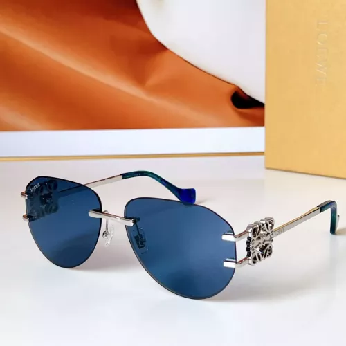 LOEWE AAA Quality Sunglasses #1323576