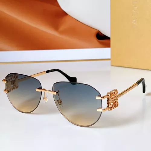 LOEWE AAA Quality Sunglasses #1323578