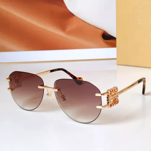 LOEWE AAA Quality Sunglasses #1323582