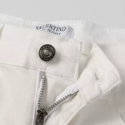 Cheap Valentino Jeans For Men #1323631 Replica Wholesale [$42.00 USD] [ITEM#1323631] on Replica Valentino Jeans