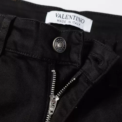 Cheap Valentino Jeans For Men #1323632 Replica Wholesale [$42.00 USD] [ITEM#1323632] on Replica Valentino Jeans