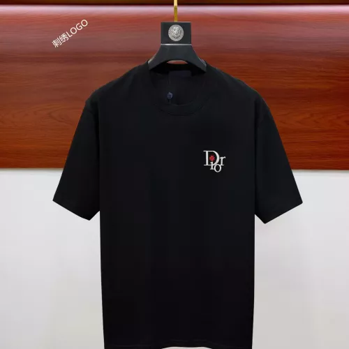 Christian Dior T-Shirts Short Sleeved For Unisex #1323720