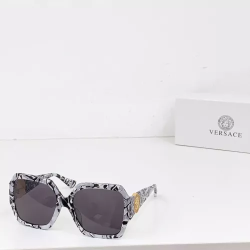 Versace AAA Quality Sunglasses #1323782