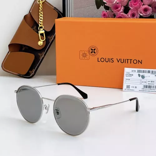 Louis Vuitton AAA Quality Sunglasses #1323815